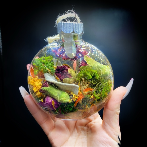 Just a little witchy shop with little witchy things! - Picture 10 of 12